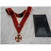 Image 2 : BLACK CASE W/ FREE MASON ACCESSORIES