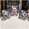 Image 1 : 3 NEW HOCKEY FIGURES