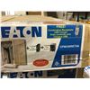 Image 2 : Eaton 40/80 Circuit Loadcentre with 200 Amp Main Breaker w/ combination receptacle usb charger Model