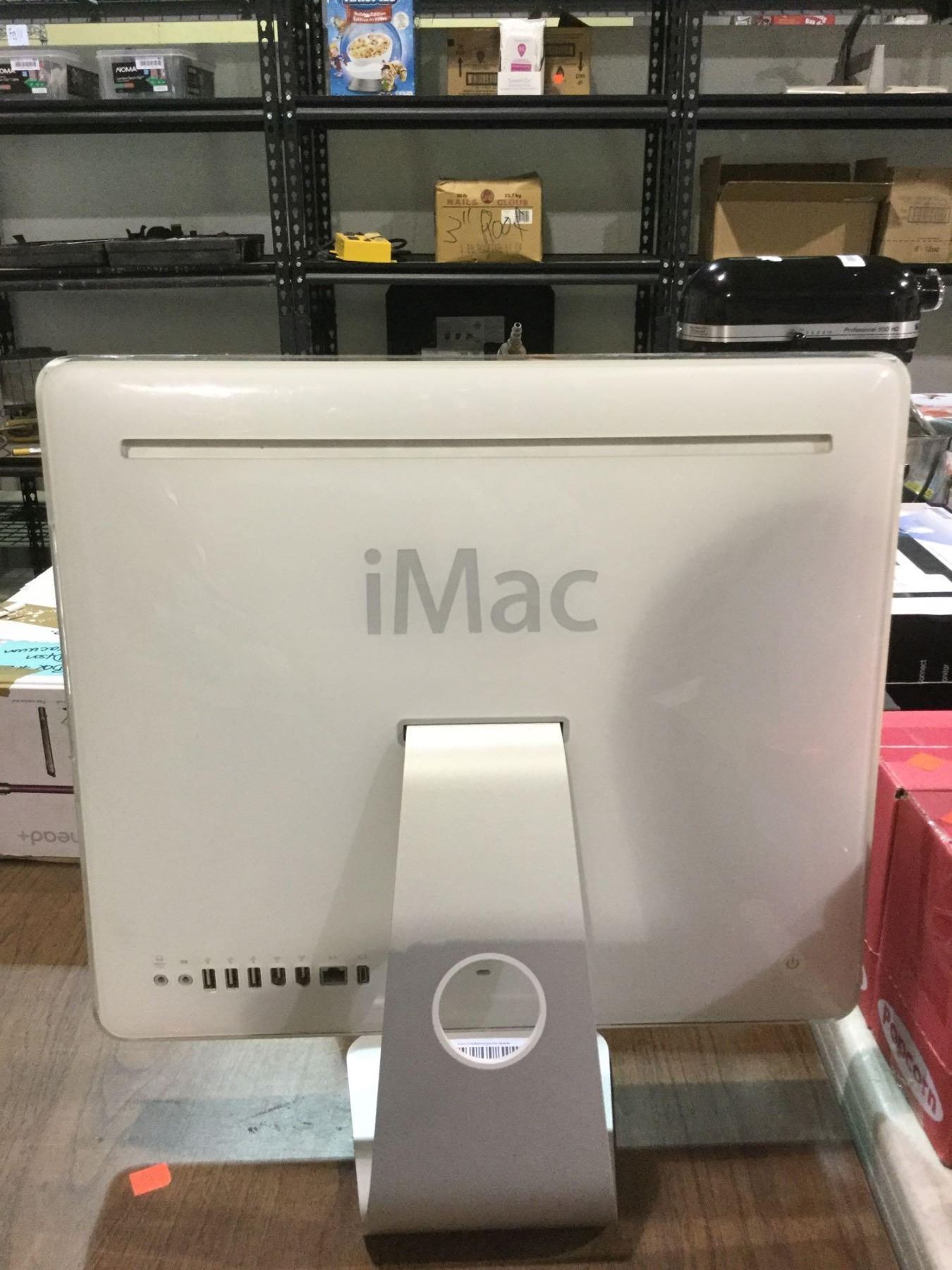 Apple IMAC model A1144 2005 desktop computer