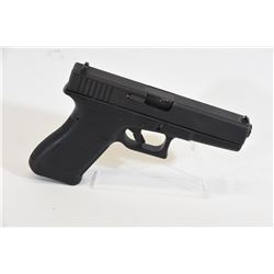 Glock  17 Handgun