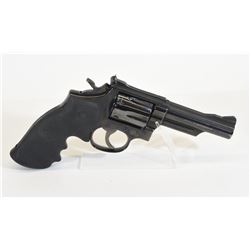 Smith & Wesson 19-4 Handgun