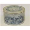 Image 1 : WHITES UTICA BLUE & WHITE STONEWARE COV