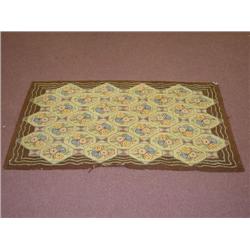 FLORAL HOOKED RUG W/ FLOWERS IN A DIAMO