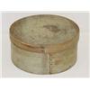 Image 1 : 7 1/2" PAINTED ROUND WOODEN PANTRY BOX 