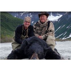 1 Person / 5 Day 1 X 1 Guided Hunt for 2 Alaskan Black Bear
