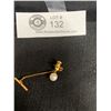Image 1 : 18 K Gold and Pearl Tie Stud