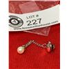 Image 1 : 14 Karat White Gold and Pearl Tie Stud