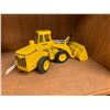 Image 2 : ERTL Payloader Steel Metal Toy in Good Shape. 11" L