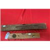 Image 2 : 2 Vintage Wooden Levels