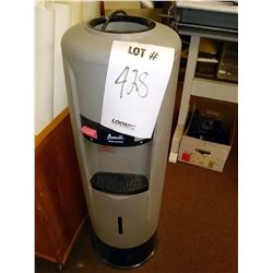 AVANTI ELECTRIC WATER COOLER / LIKE NEW
