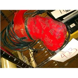 DIRT DEVIL HAND VAC / WORKS