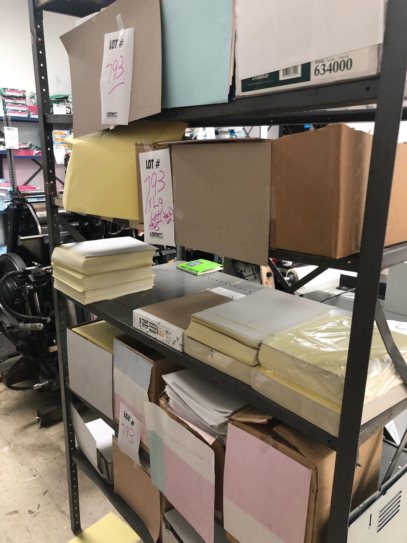 LARGE COLOR PAPER ASSORTMENT LOT
