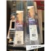Image 2 : ASSORTED GEL COMBS AND PLASTIC SPINES - LOT