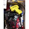 Image 4 : LOT OF ASSORTED SMALL HAND TOOLS