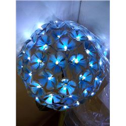 METAL LED SOLAR GARDEN FLOWER / $79.00