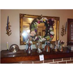 MANTLE CLOCK, INCLUDES ANGELS AND WREATH