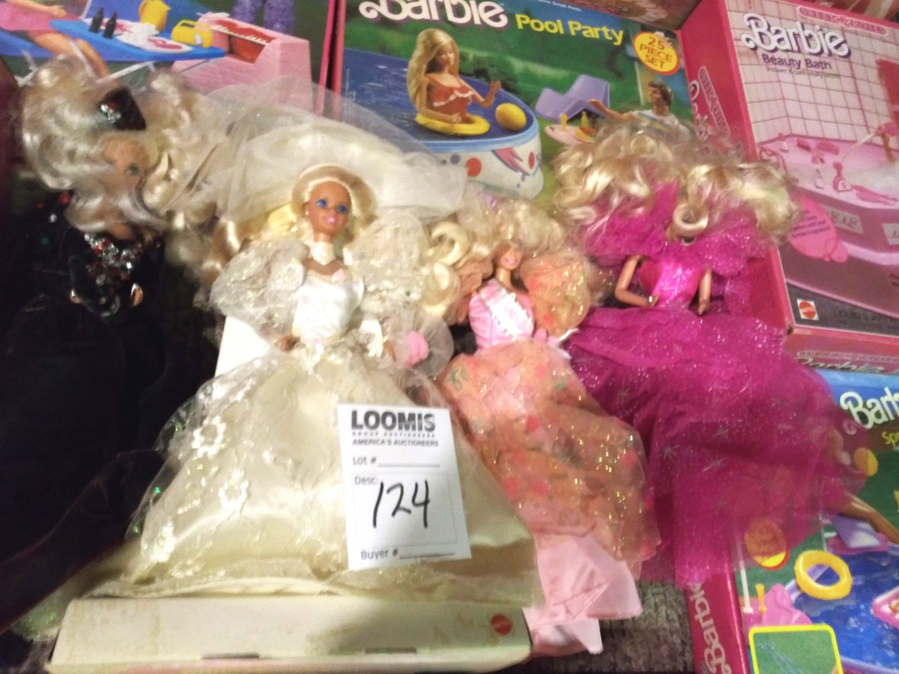 LARGE VINTAGE BARBIE LOT