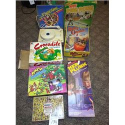 LARGE VINTAGE GAMES LOT, WITH KID'S MUSICTIME RECORD PLAYER