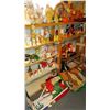 Image 1 : HUGE VINTAGE HOLIDAY DECORATION LOT