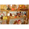 Image 4 : HUGE VINTAGE HOLIDAY DECORATION LOT