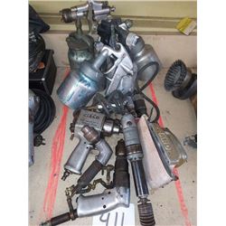 LOT OF AIR/PNEUMATIC POWER TOOLS
