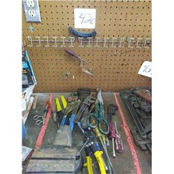 ASSORTED HAND TOOLS LOT