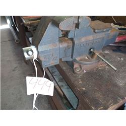 CRAFTSMAN 5.5 IN. VISE
