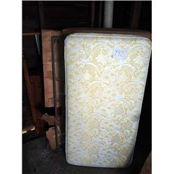 BABY CRIB AND MATTRESS, GOOD CONDITION
