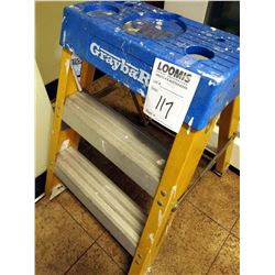 2 STEP LADDER
