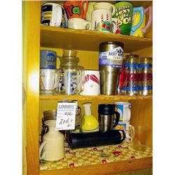 BUNDLE LOT: CORNINGWARE / CROCKERY / CONTENTS OF CUPBOARD LOT