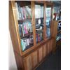 Image 1 : BUNDLE LOT: MAPLE BOOKCASE FULL OF BOOKS