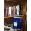 Image 6 : BUNDLE LOT: MAPLE BOOKCASE FULL OF BOOKS
