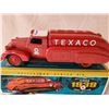 Image 2 : 1939 DODGE AIRFLOW TEXACO COIN BANK - ERTL (1993) IN BOX, 8"