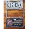 Image 1 : 3 LICENSE PLATE RELATED ITEMS
