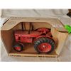 Image 1 : DIE CAST ERTL 1/16TH SCALE MCCORMICK WD-9 TRACTOR (1988) IN BOX