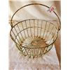 Image 1 : 10" DIA. WIRE EGG BASKET