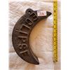 Image 1 : 20 POUND ECLIPSE CRESCENT MOON WINDMILL WEIGHT-CAST IRON- ORIGINAL