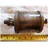Image 2 : LARGE BRASS ENGINE OILER -GLASS IS GOOD