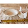 Image 2 : MILK GLASS HEN ON A NEST, NO CHIPS OR CRACKS