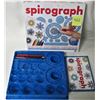 Image 4 : 1967 & 1986 KENNER SPIROGRAPH, 2016 HASBRO SPIROGRAPH *ALL 3 BOXED*
