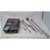 Image 1 : ASSORTED WAYNE SNAP-ON RATCHETS, EXTENDERS & BOX OF BOSCH PREMIUM WIRE SET
