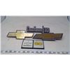 Image 1 : LOT OF OLD VEHICLE BADGING - CHEVROLET