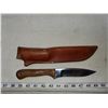Image 3 : HANDMADE CUSTOM KNIFE BY JOHN R FREEMAN OF CAMBRIDGE ONTARIO WITH LEATHER SHEATH. BLADE 4 3/4", HARD