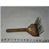 Image 1 : BERRY PICKER SPIKES HAND FORGED 4 SIDED 4 1/2" CIRCA 1880
