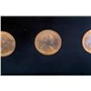 Image 3 : A lacquer tray with presidential coins.