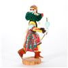 Image 4 : Two Kachina dolls.