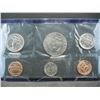 Image 5 : 1988-P/D US Mint set in clean envelope.  GEM BU.