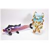 Image 1 : Two pieces of art glass including a Murano kissing fish and a 10" high ruffled vase with attached fl