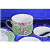 Image 3 : Boxed Sorelle Fine Porcelain tea service including tea pot, cream jug and lidded sugar with six cups